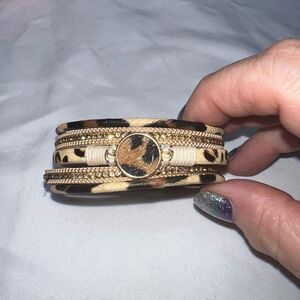 ARVATO Leopard Bracelets for Women (7.68”) Multilayer Wide Animal Cheetah Print